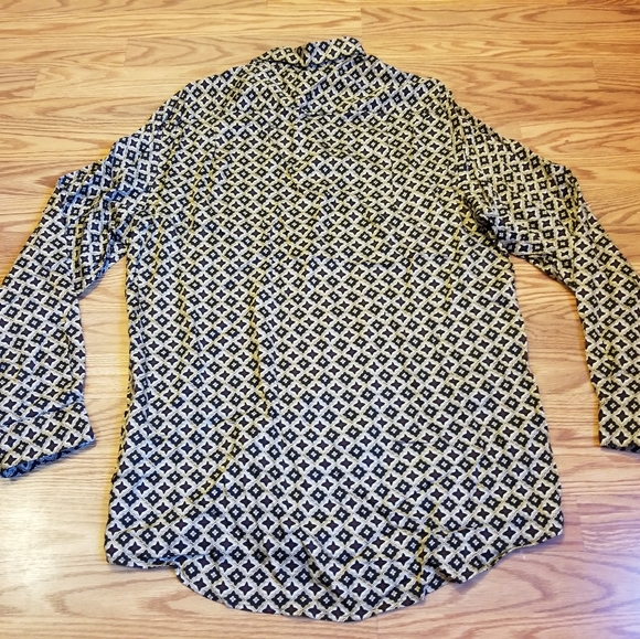 Claiborne women's button down shirt - Picture 6 of 6